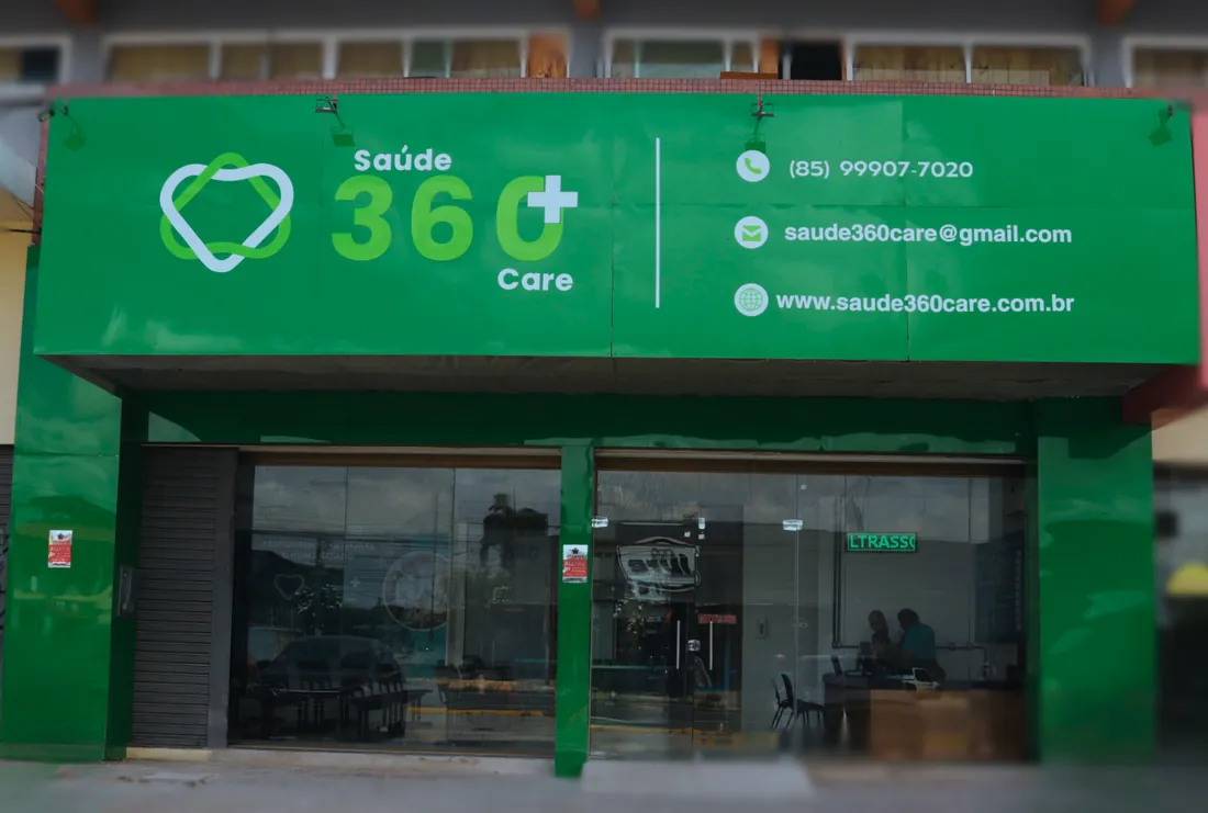 Fachada da Clínica Saúde 360 Care na Av. Godofredo Maciel, Parangaba, Fortaleza